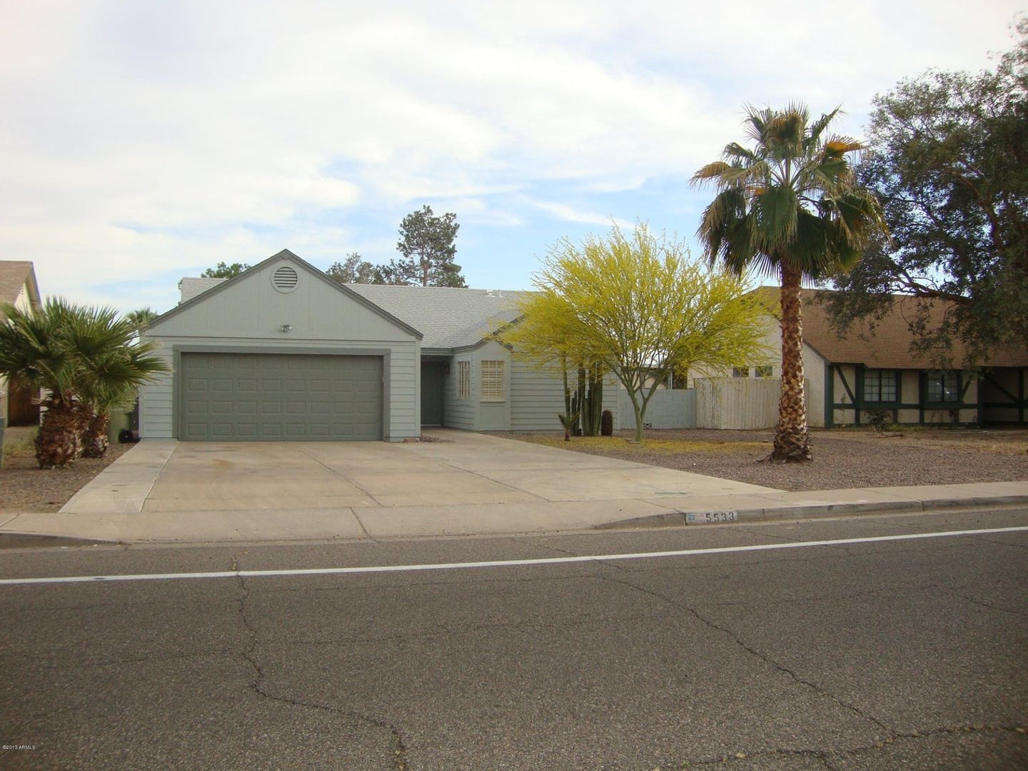Glendale House: 5533 W Cholla St