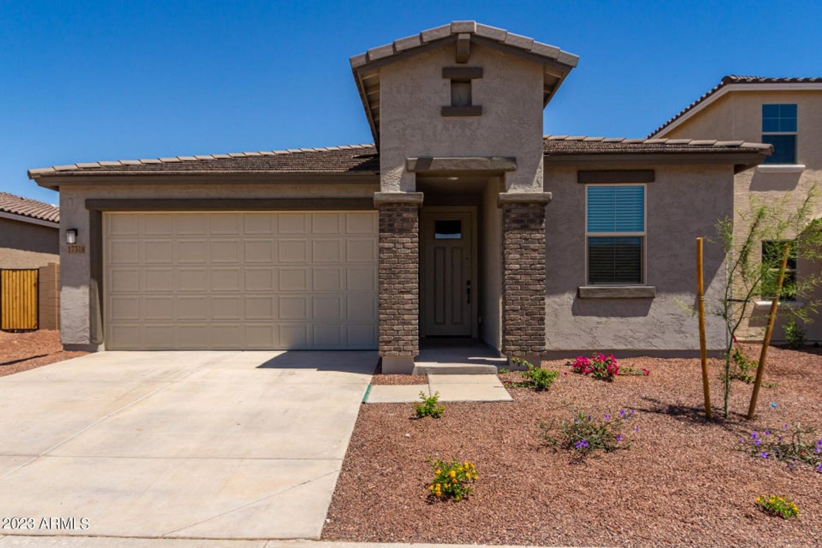 Surprise House: 17318 W Surrey Dr