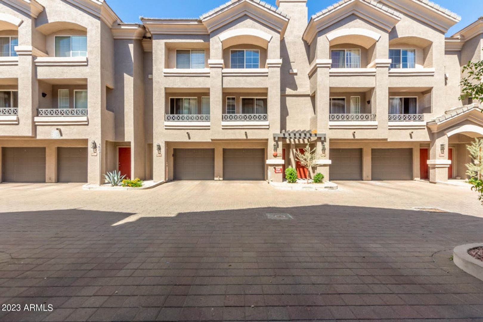 Phoenix Condo: 4455 E. Paradise Village Pkwy S Unit 1098