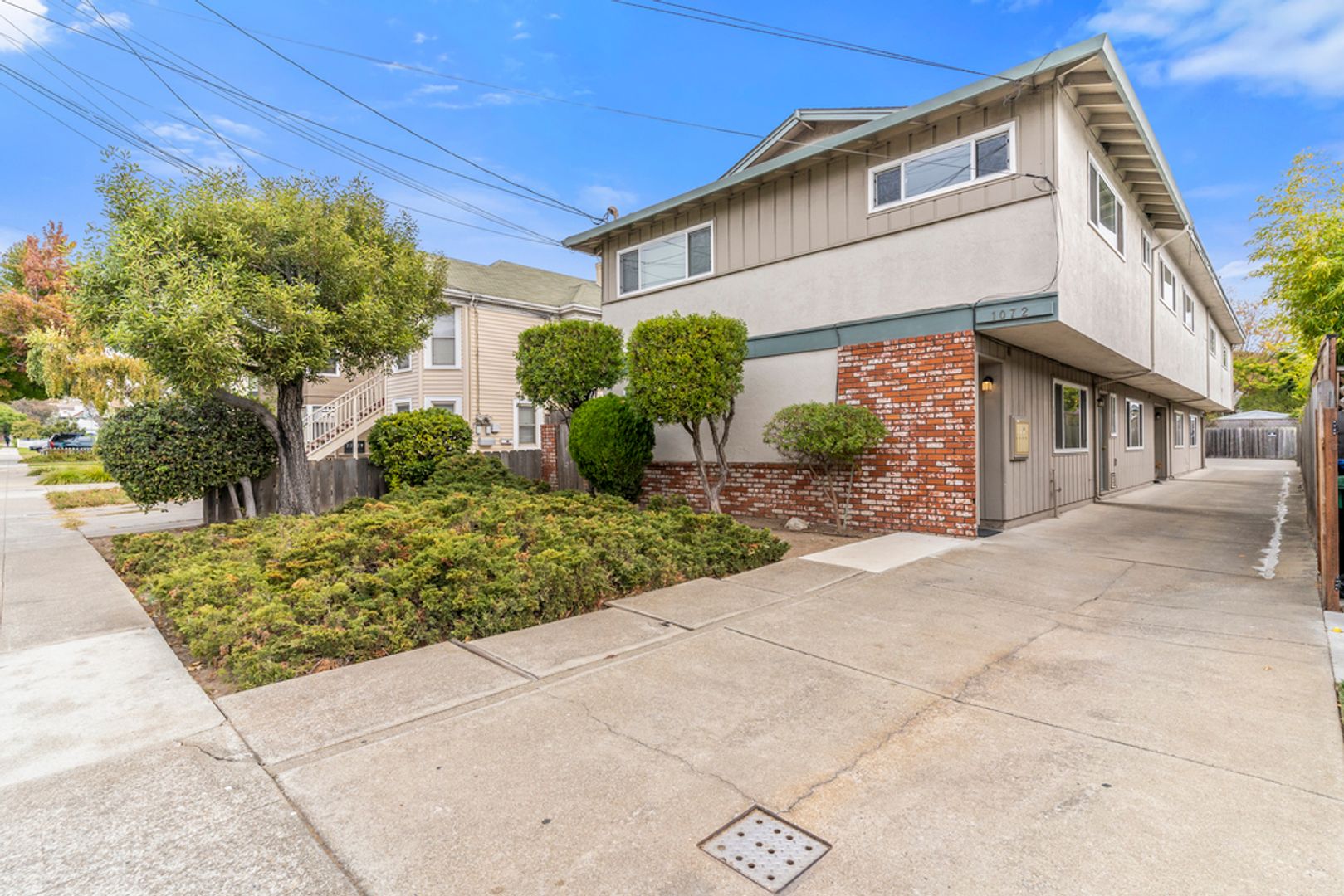 Alameda Apartment: 1072 Park Ave #D - LU