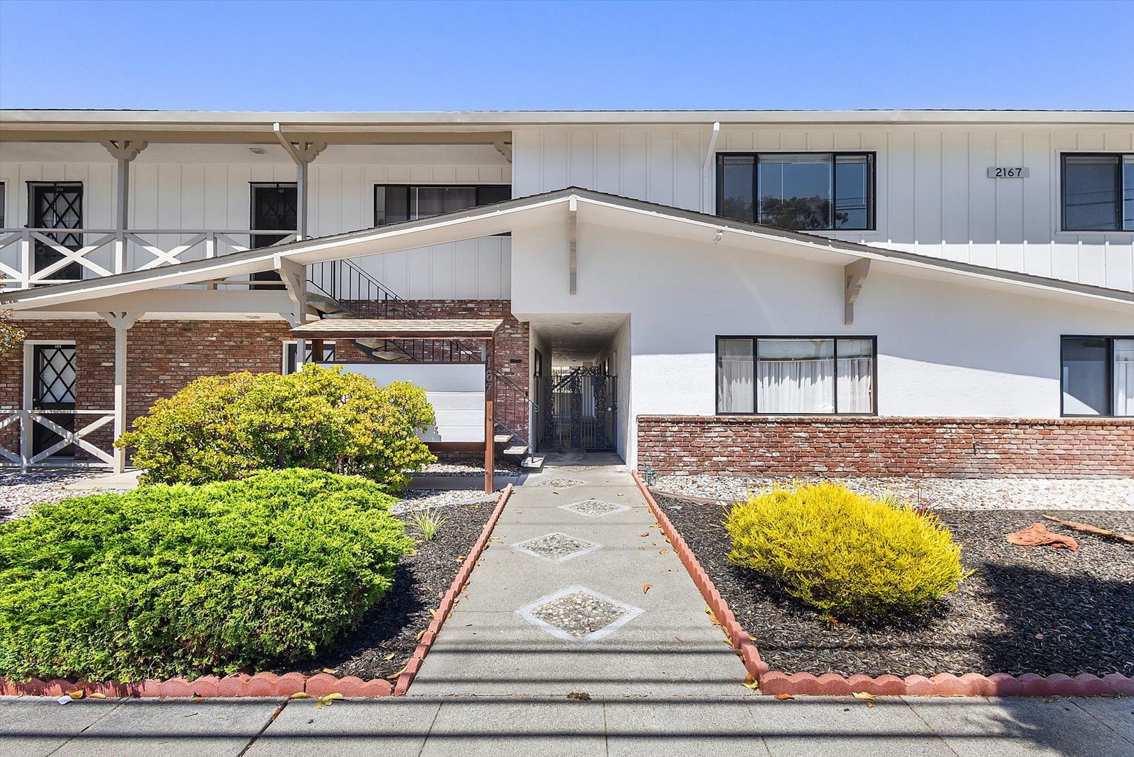 Alameda Apartment: 2167 Otis Dr #206
