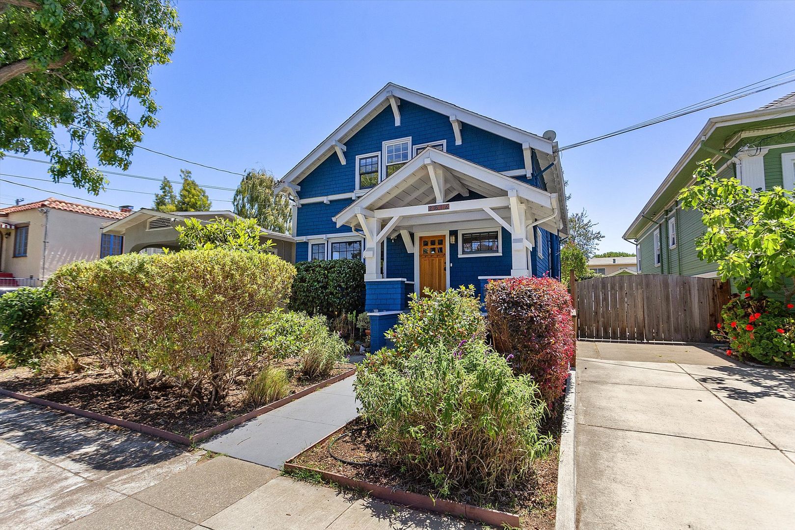 Alameda House: 2516 Encinal Ave