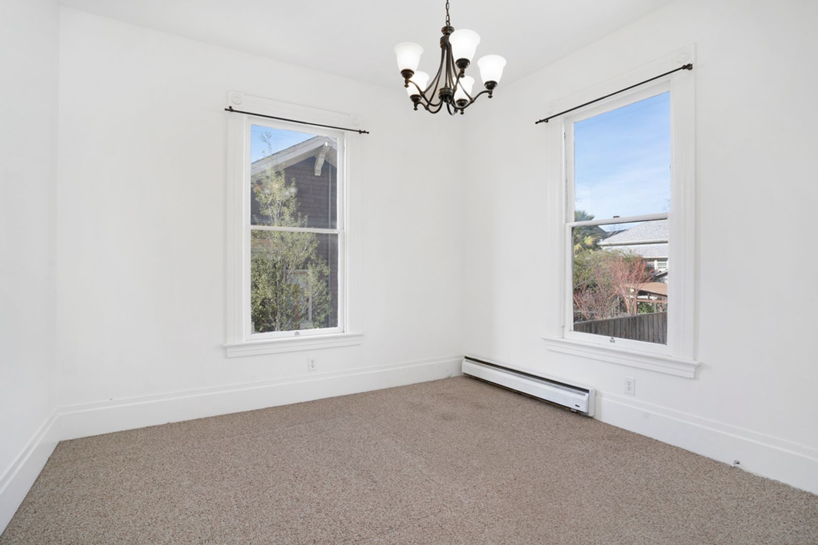 Alameda Apartment: 1529 Union St #B