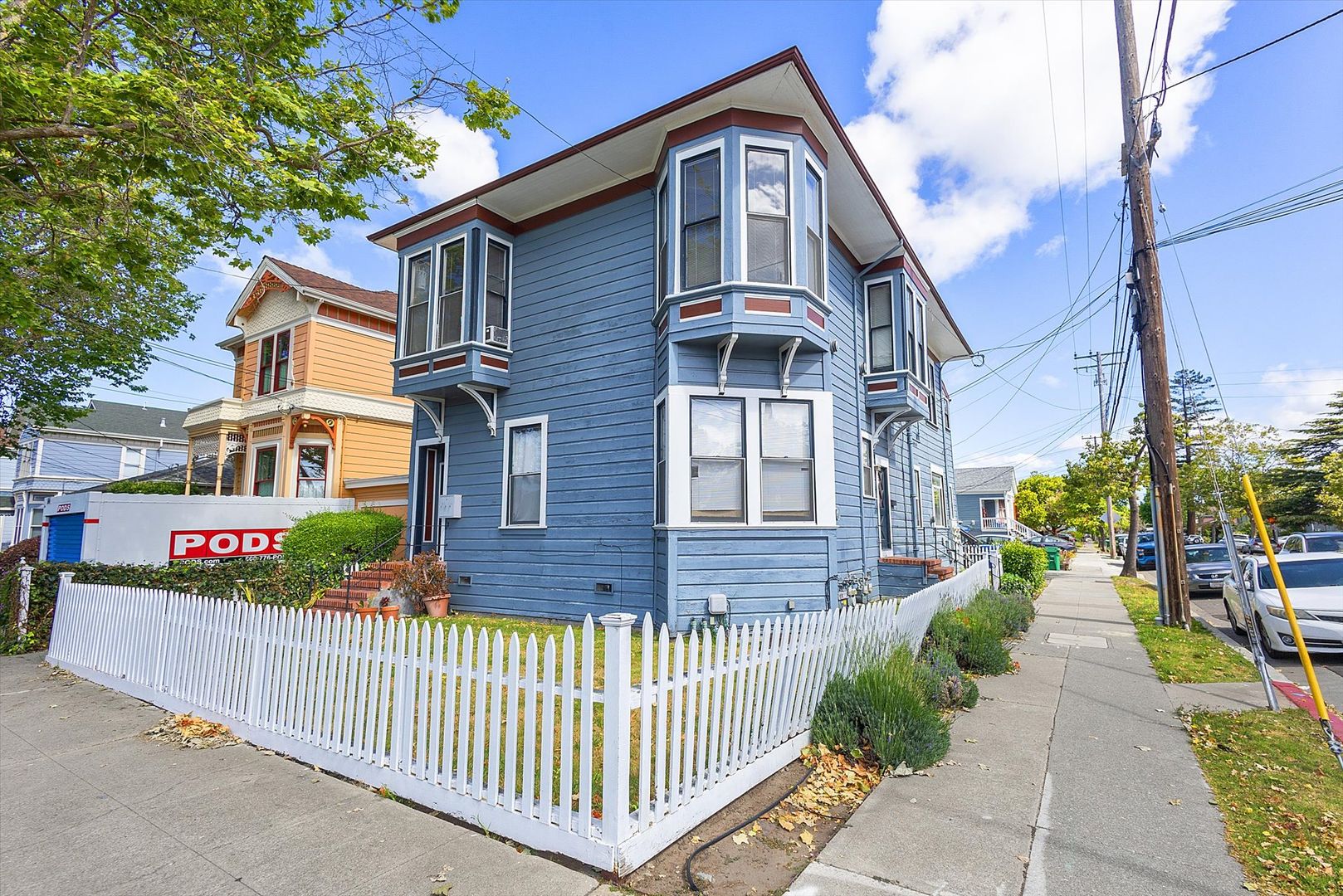 Alameda Apartment: 1219 Central Ave #C
