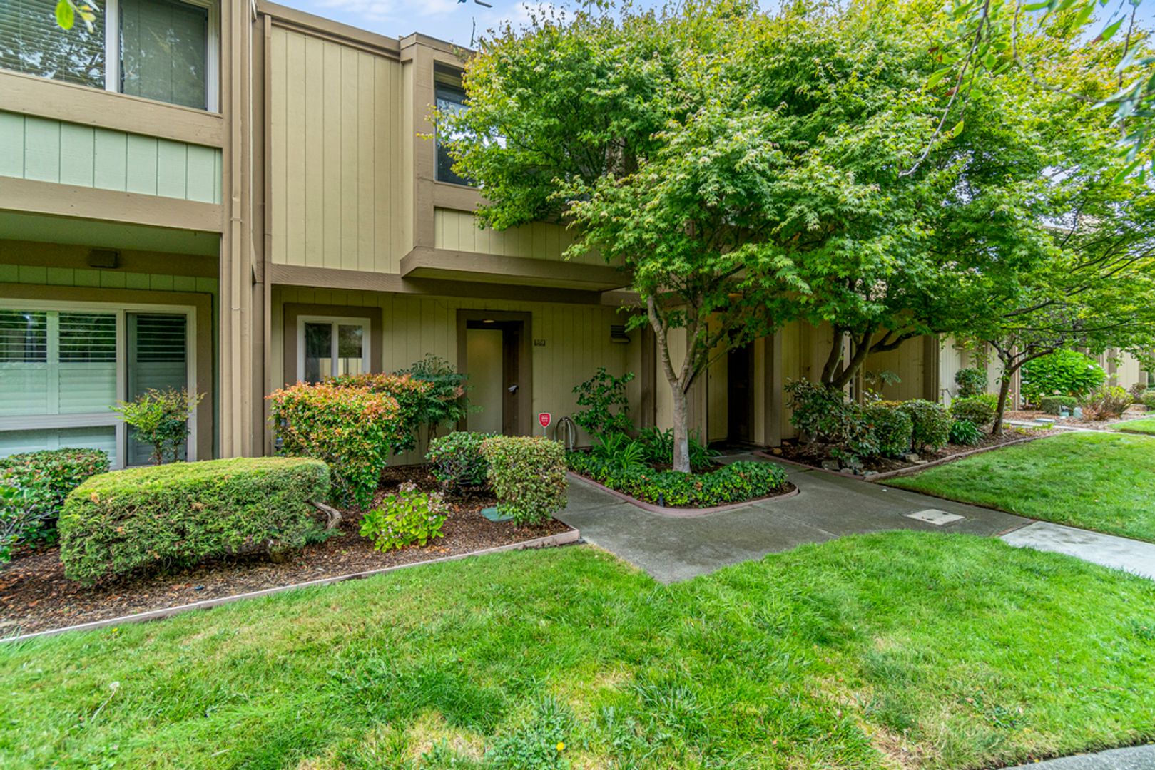 Alameda Townhome: 3158 Phoenix Lane