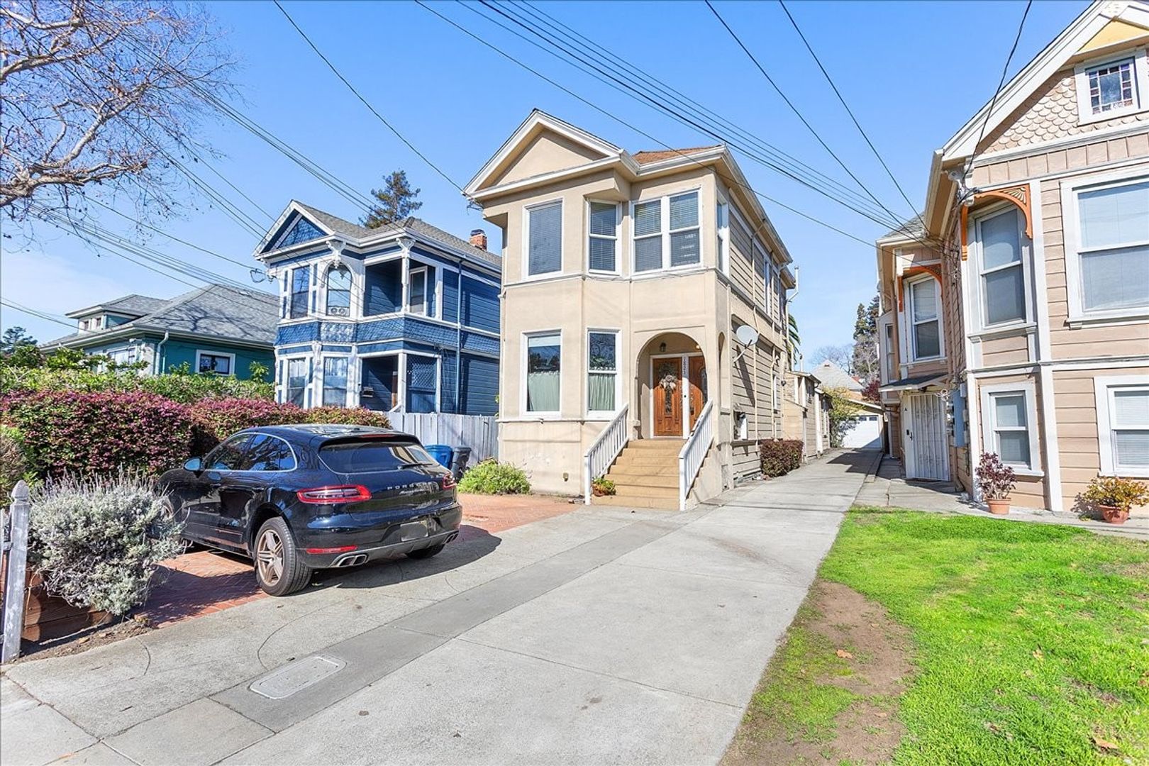 Alameda Apartment: 1821 Encinal Ave