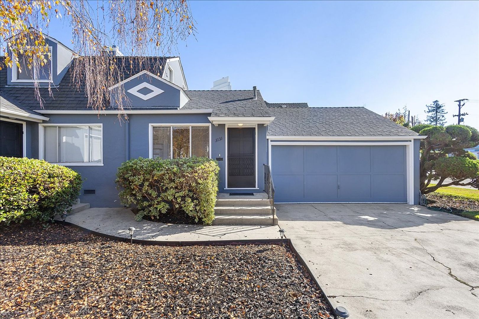 Alameda Apartment: 3131 Fernside Blvd