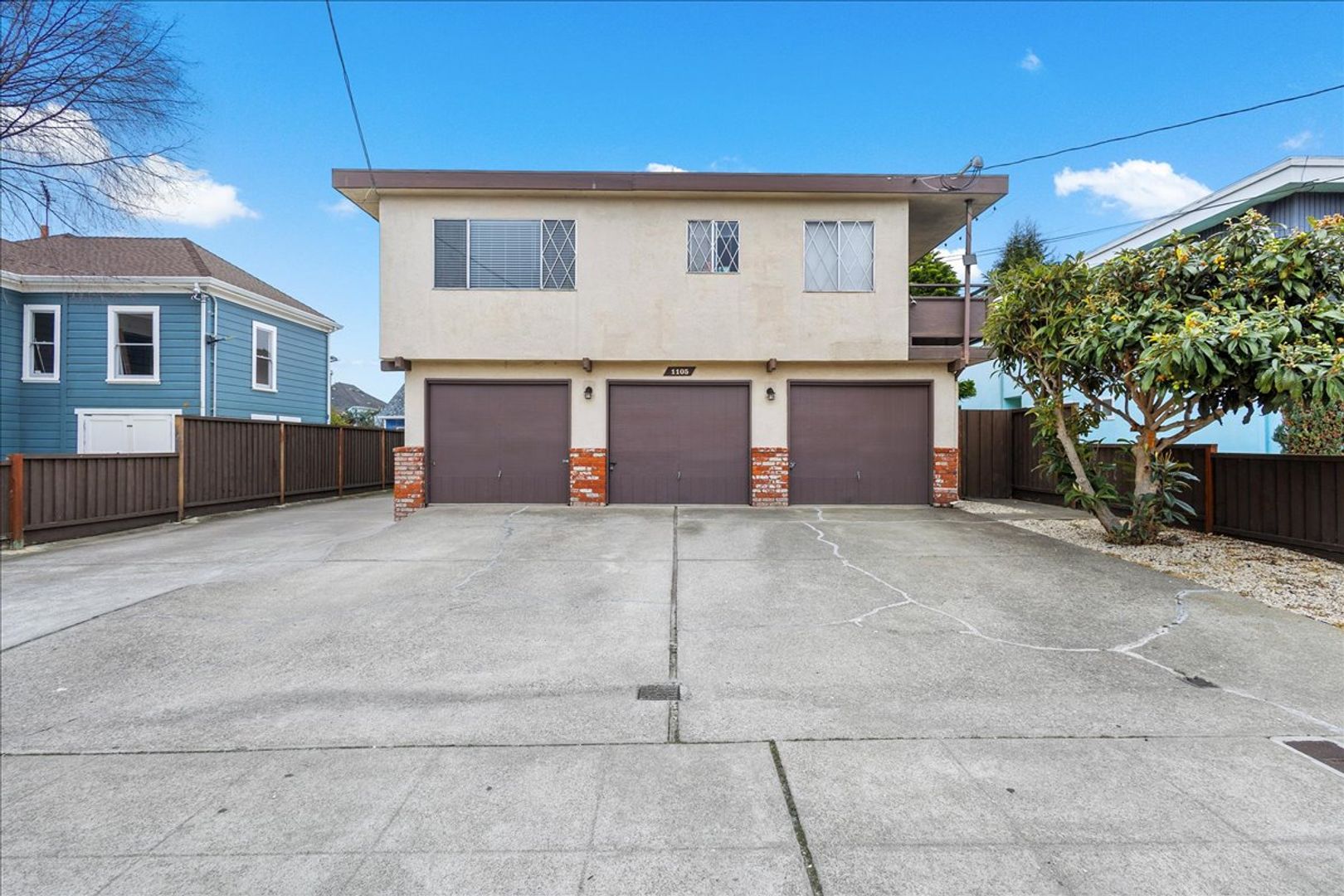 Alameda Apartment: 1105 Park Ave