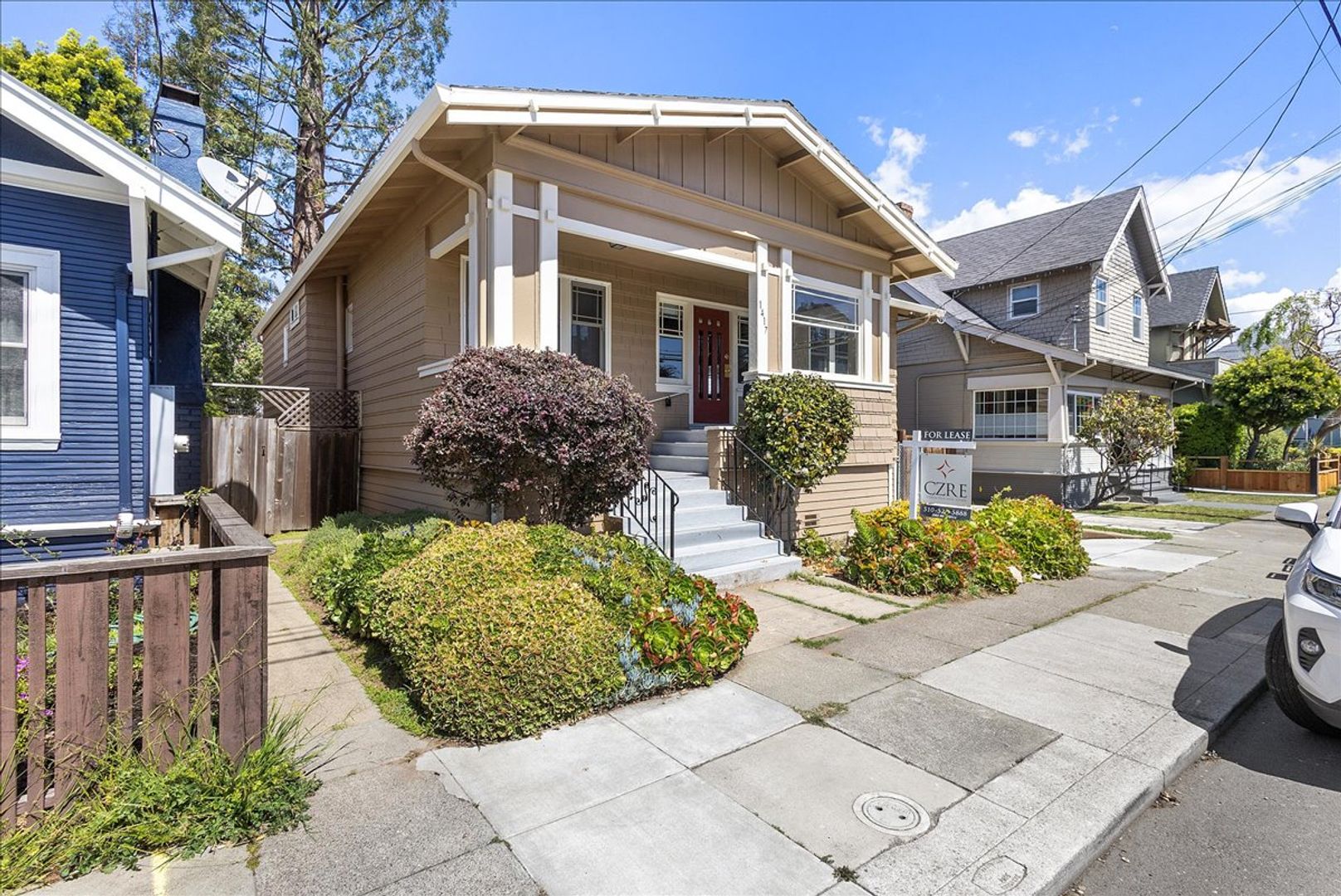 Alameda House: 1417 Lincoln Ave