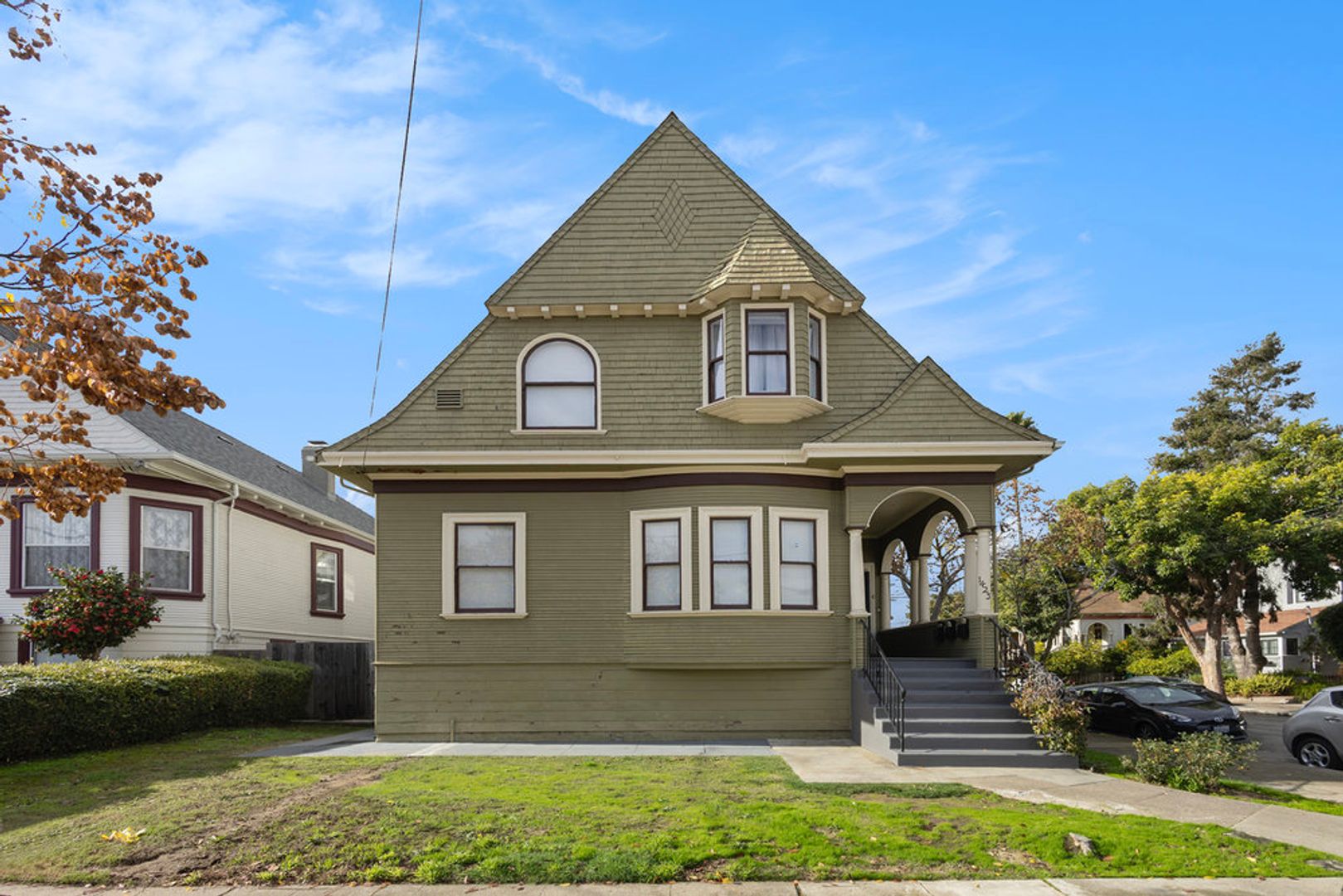 Alameda Apartment: 1423 Caroline St #A