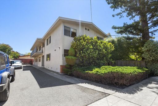 2911 Deakin St #3 - 2 bedroom | 1 bath – photo 1