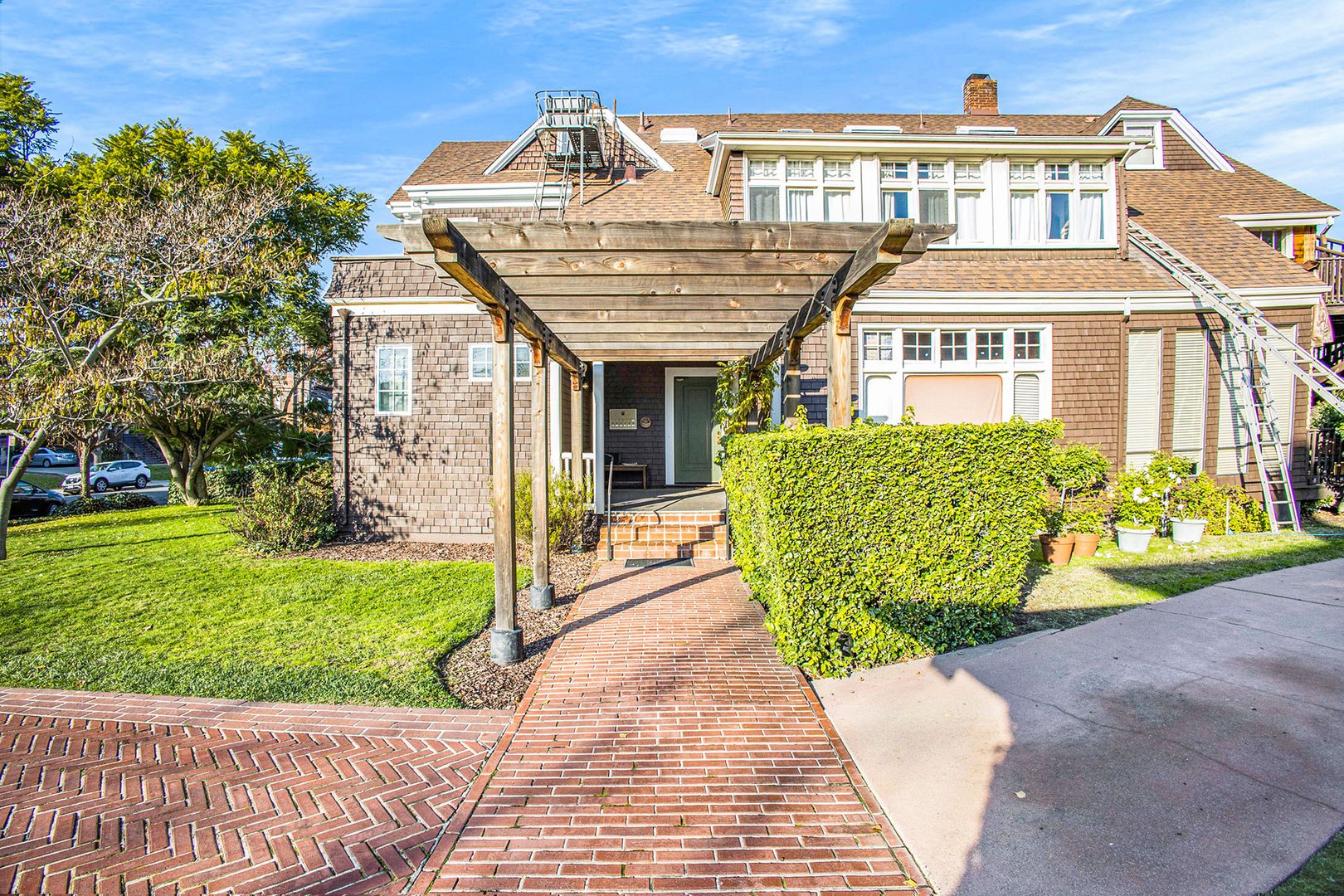 Alameda Apartment: 1236 Sherman St #6