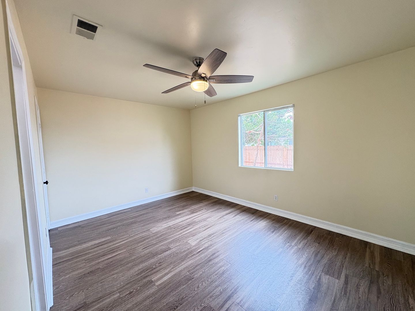 5114 63rd St. 4 of 12