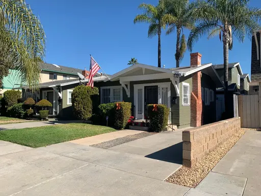 Charming 2-Bedroom Cottage in the Heart of Talmadge – photo 1