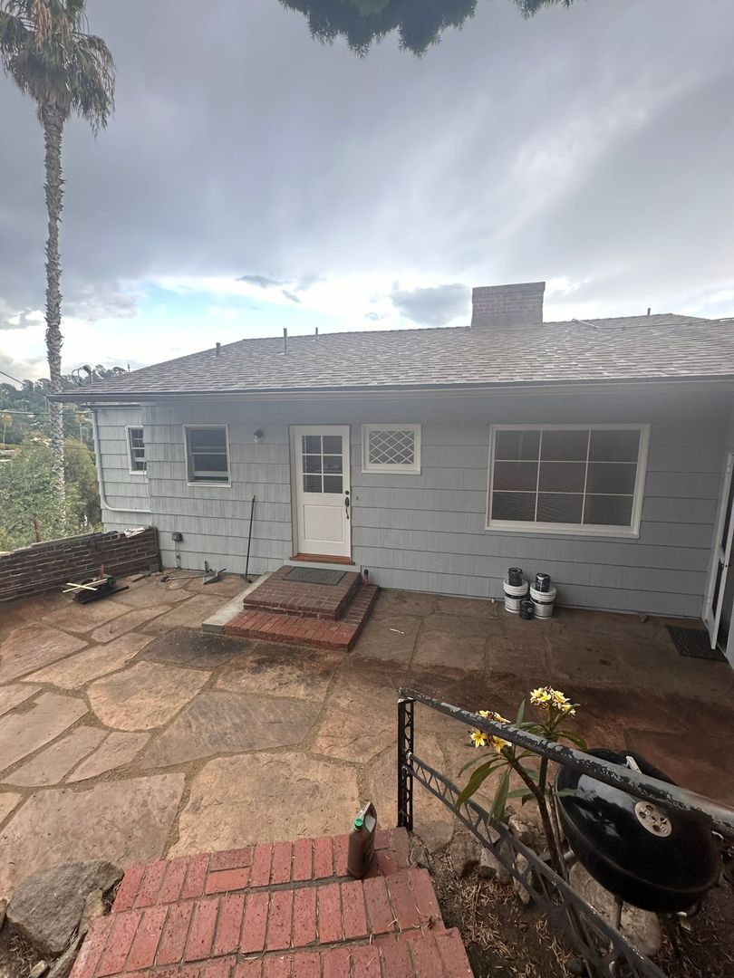 La Mesa House: 9125 Wister Drive
