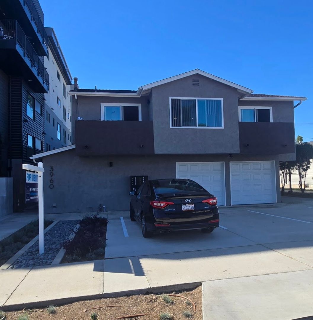 San Diego Apartment: 3960 Kansas Street