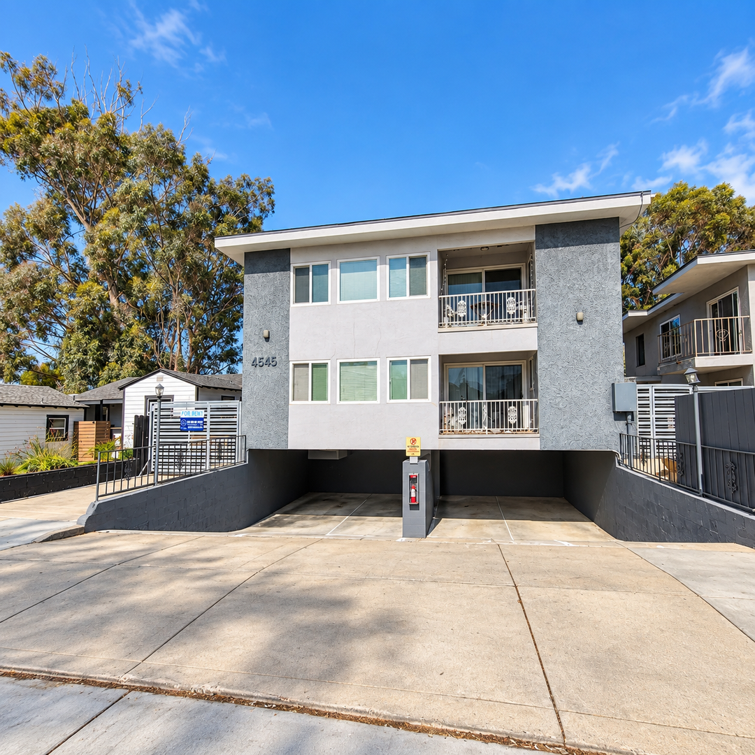 San Diego Apartment: 4545 Contour Blvd