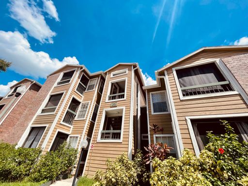 $99 Security Deposit! $1,199 | 1 Bedroom / 1 Bathroom Condo Limited-Time Move-In Special! – photo 1