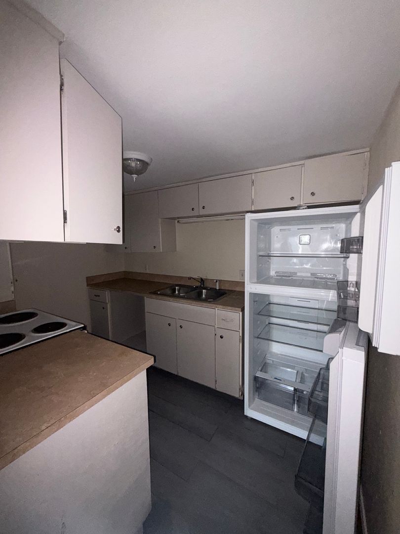 Harlingen Apartment: 2505 S Parkwood Dr