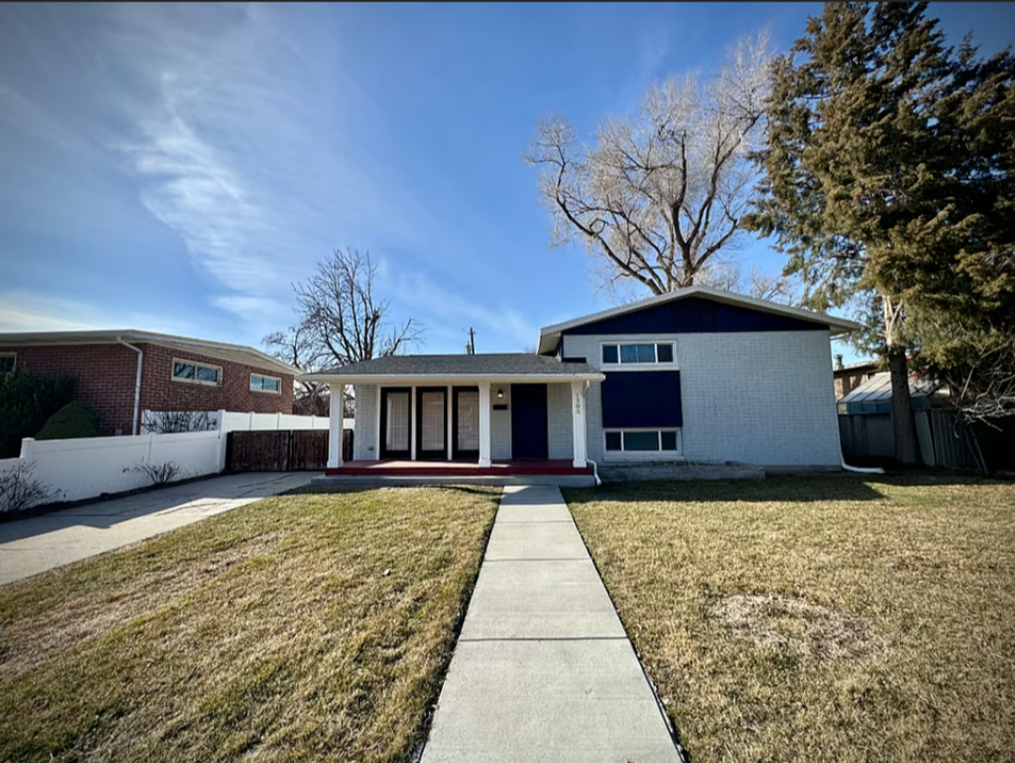 1305 N Valentine st 2 of 12