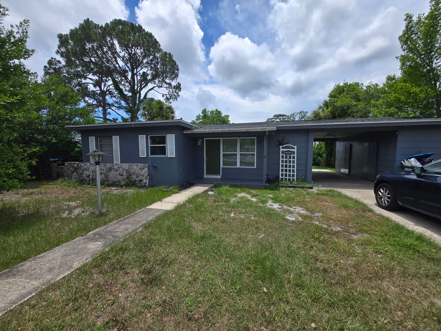 Deltona House: 1282 Whitewood Dr