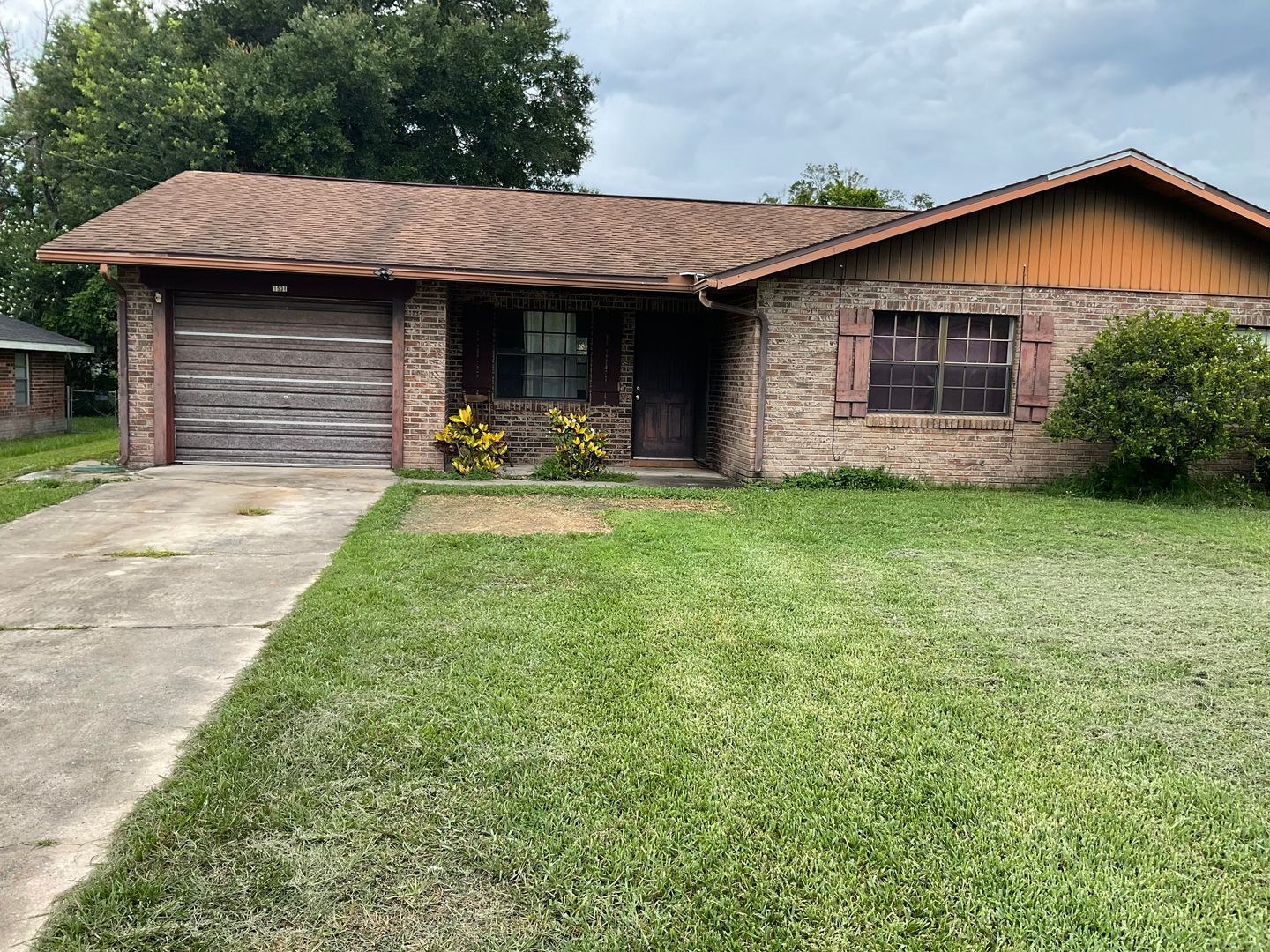 DeLand House: 1531 S Montgomery St