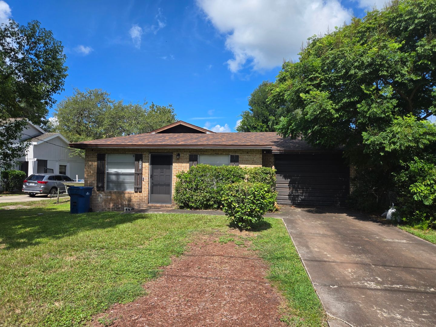 DeLand House: 1573 S Boundary St