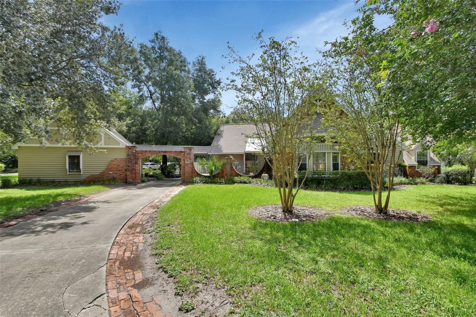 DeLand House: 238 Crooked Tree Trail