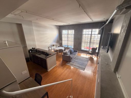 Industrial-Chic Loft in East Village | 1,049 Sq Ft | Gym & Rooftop – photo 1