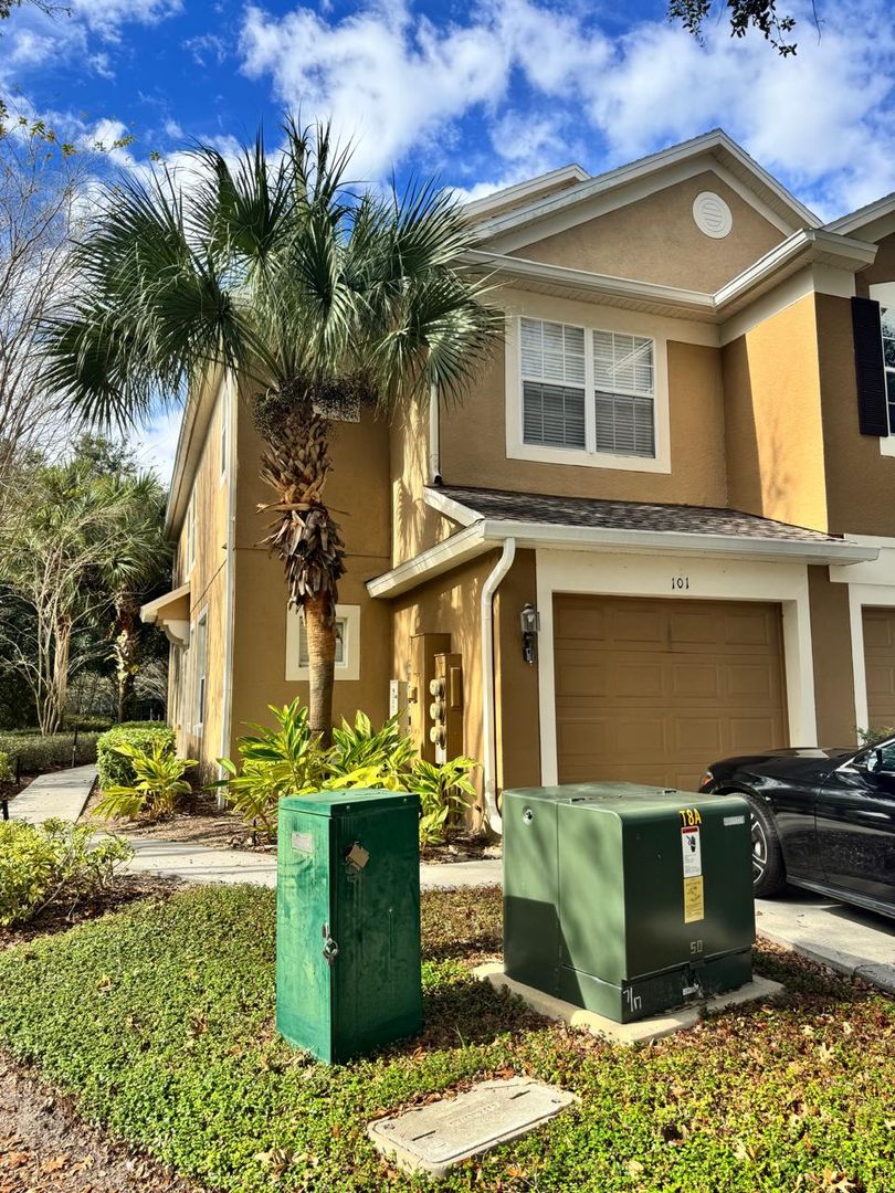 Orlando Townhome: 6362 CASTELVEN DR.
