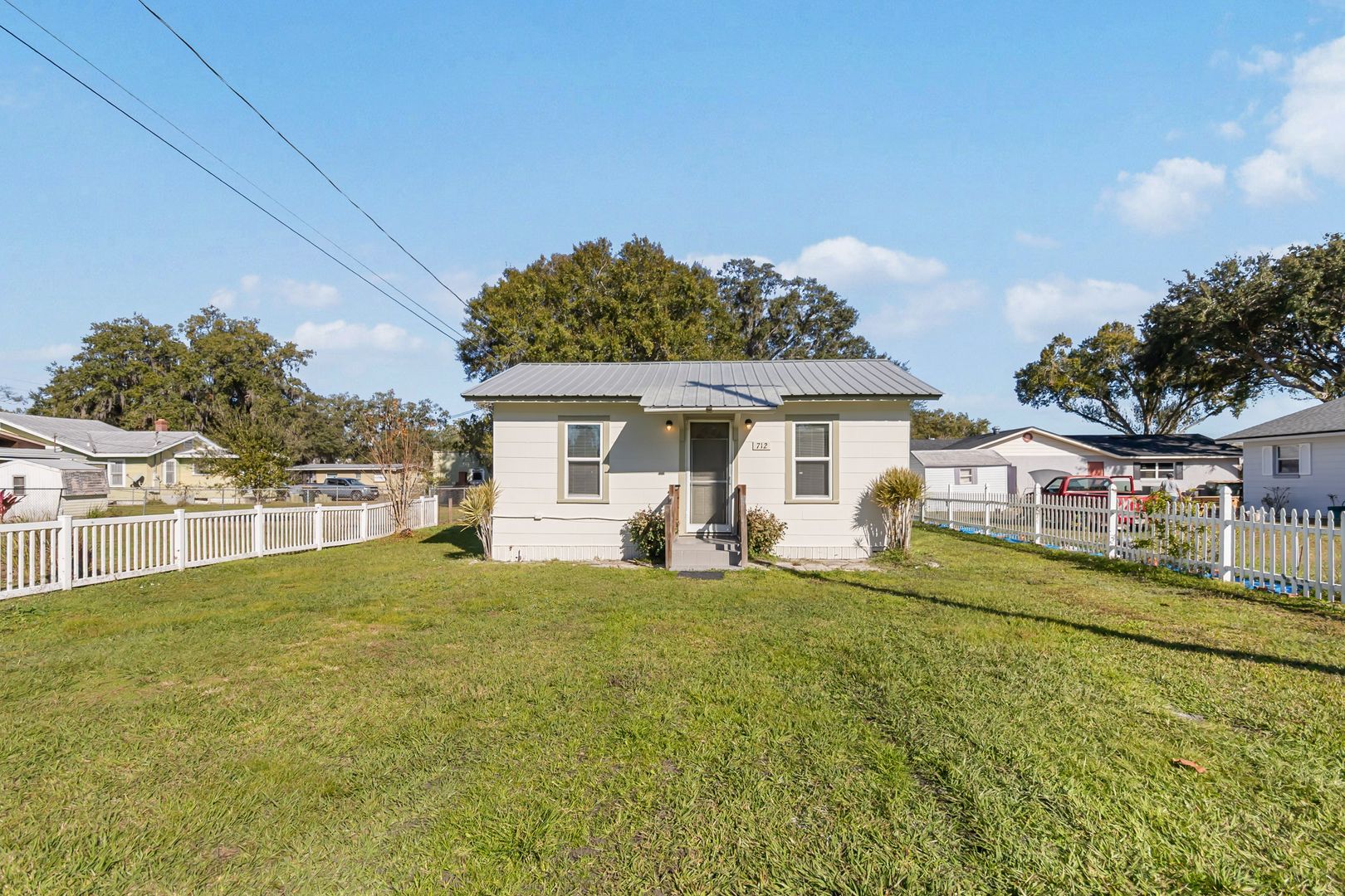 St Cloud House: 712 4th Street