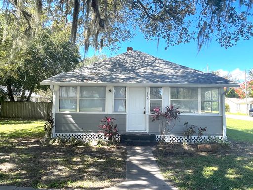 2/1 House w/ Office in St. Cloud on Corner Lot with Oversized Backyard – photo 1