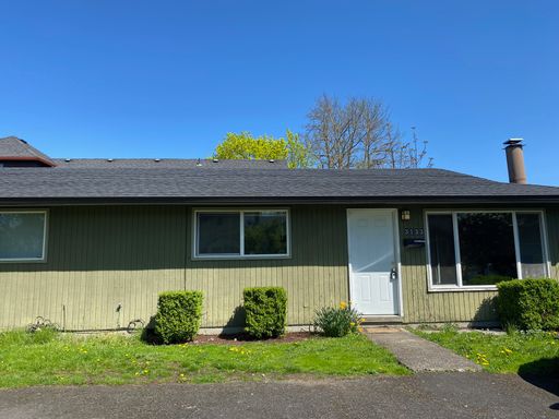 Renovated 2 bed1/ba duplex apartment- KENTON! – photo 1