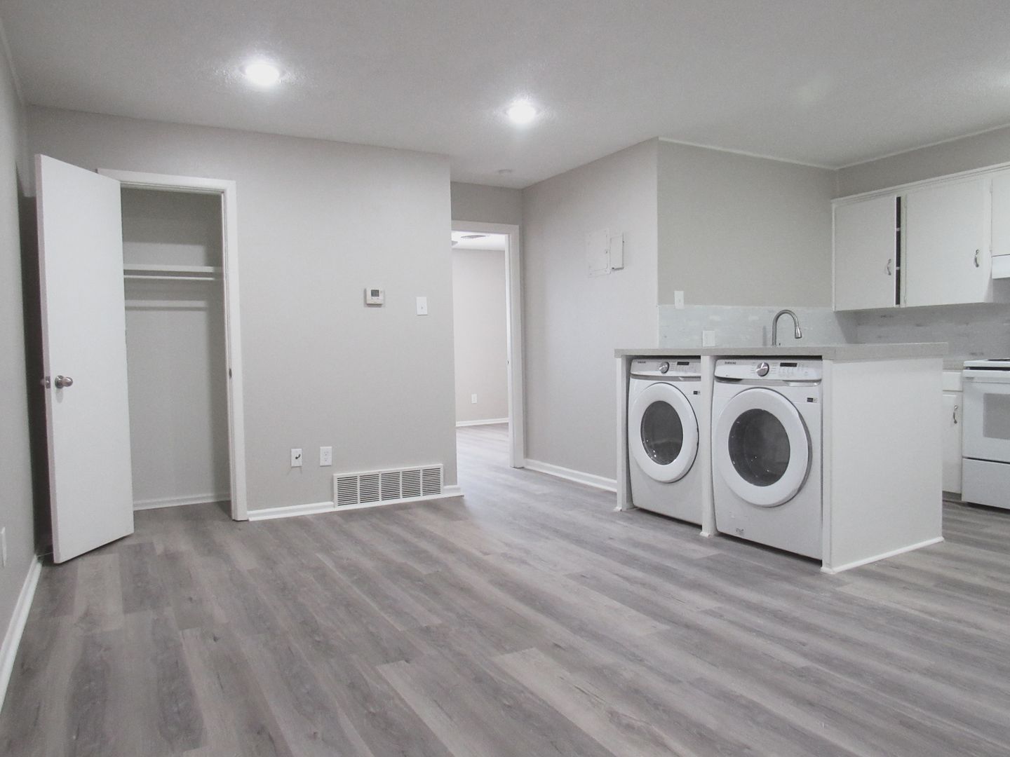 Lubbock Apartment: 2401 45th St