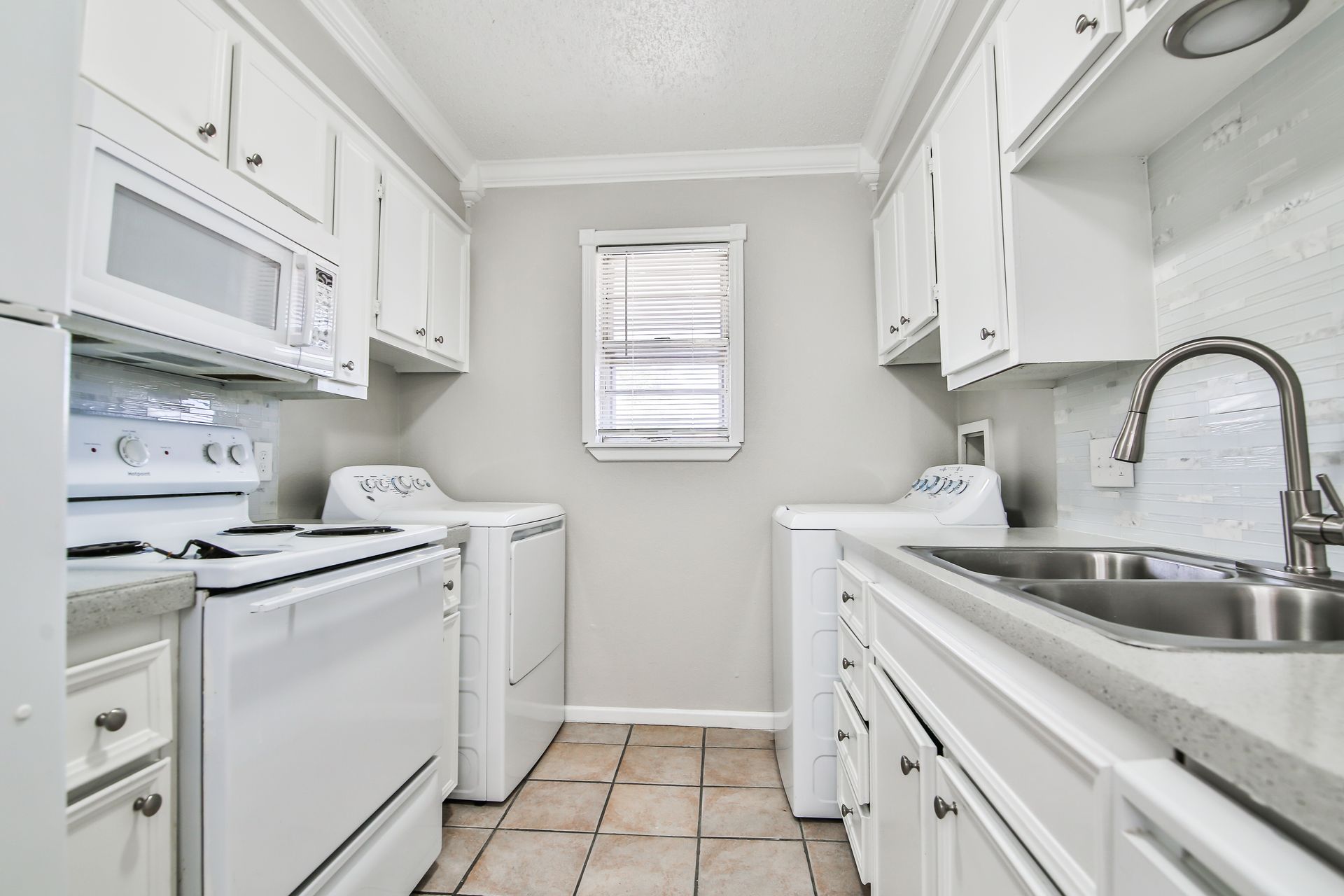 Lubbock Apartment: 5202 Kenosha Ave