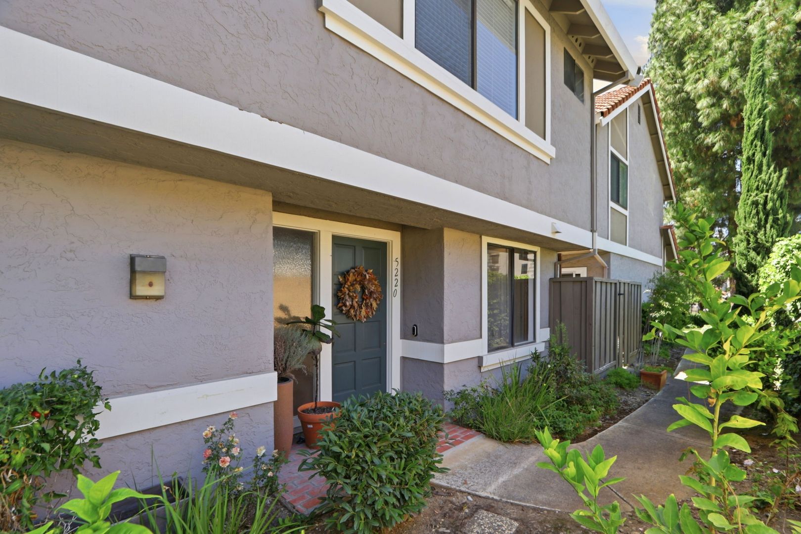 San Jose Townhome: 5220 Adalina Ct
