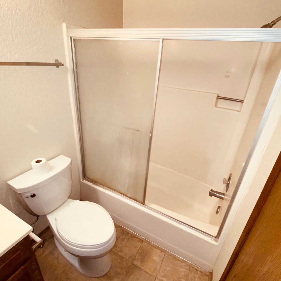 Fallon Apartment: 281-283-291-293 Quail Way