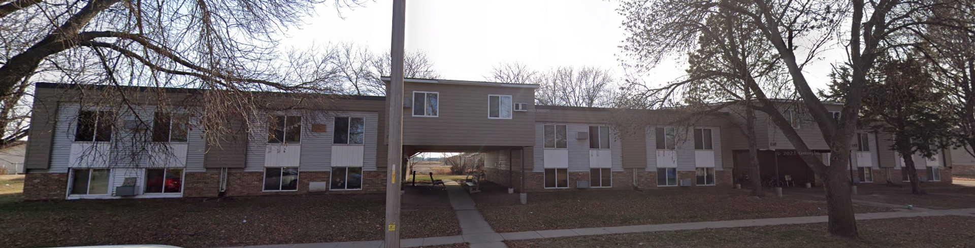 Huron Apartment: 410-485 20th St SE