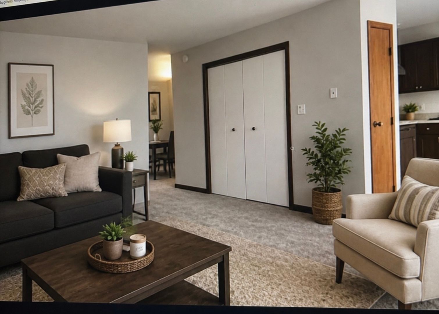 Sioux Falls Apartment: 800  N Omaha Ave