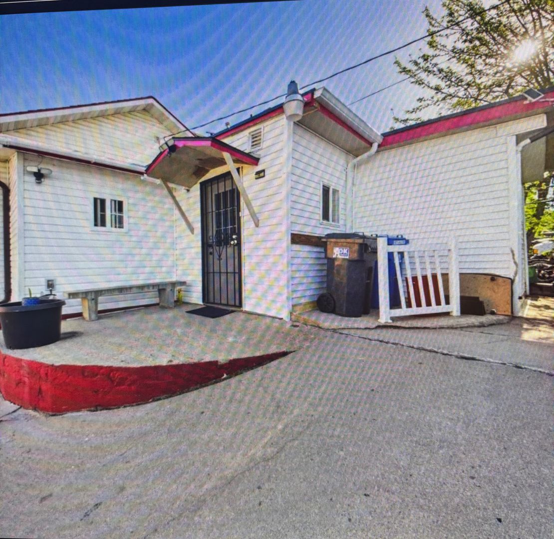 Sioux Falls House: 1017 E 8th St