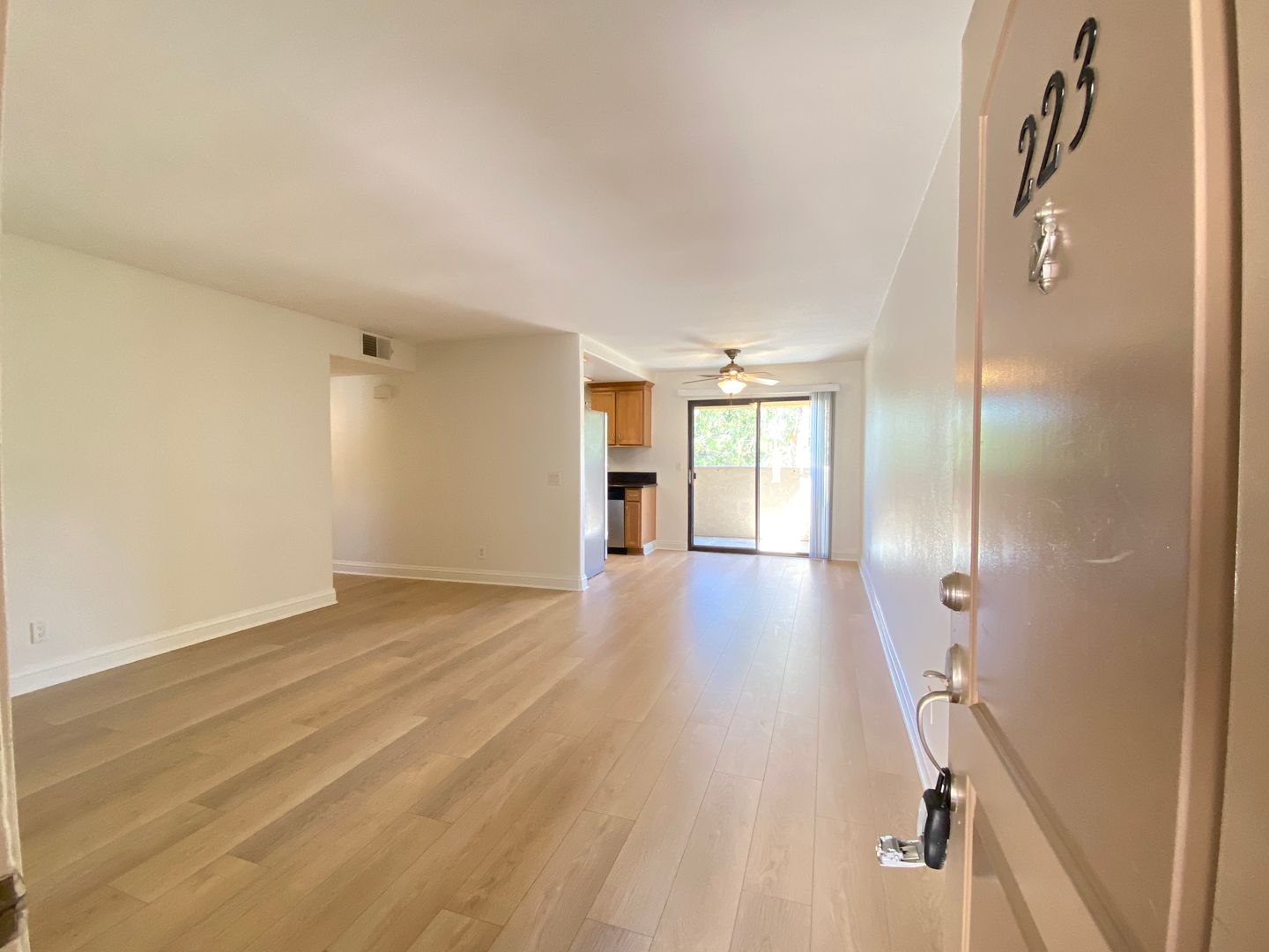 Oceanside Condo: 3853 San Ramon Unit 223