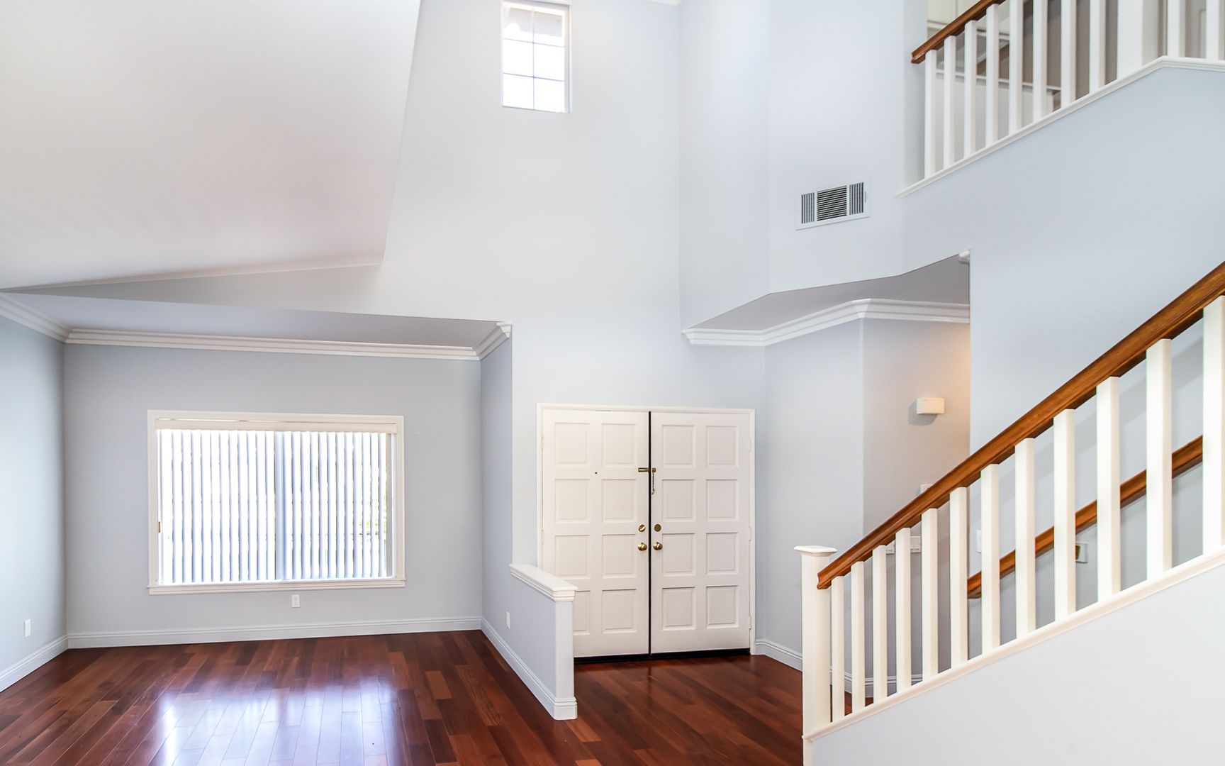 Oceanside House: 1651 Shire Ave