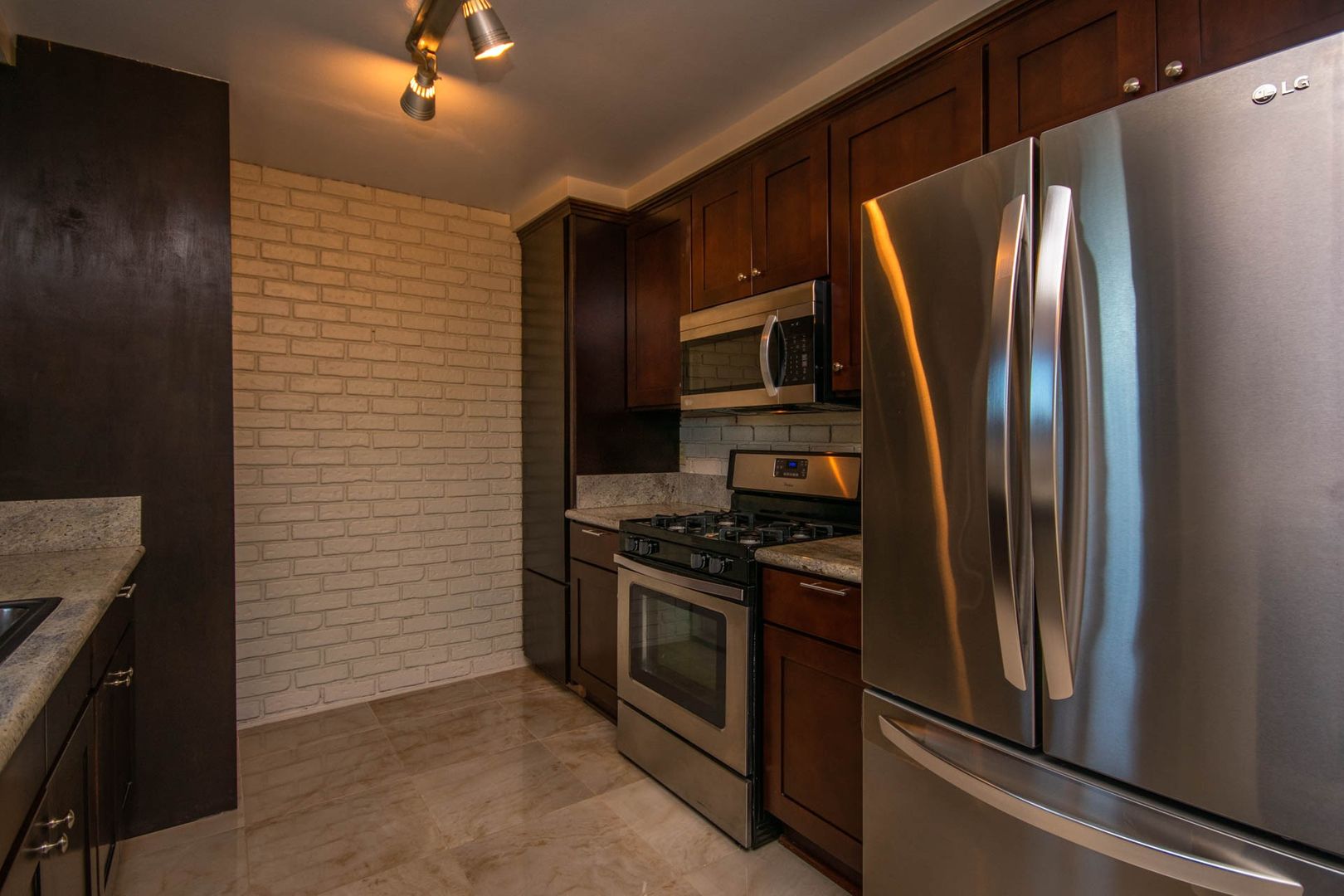 Carlsbad House: 3700 Highland Dr. Unit 16