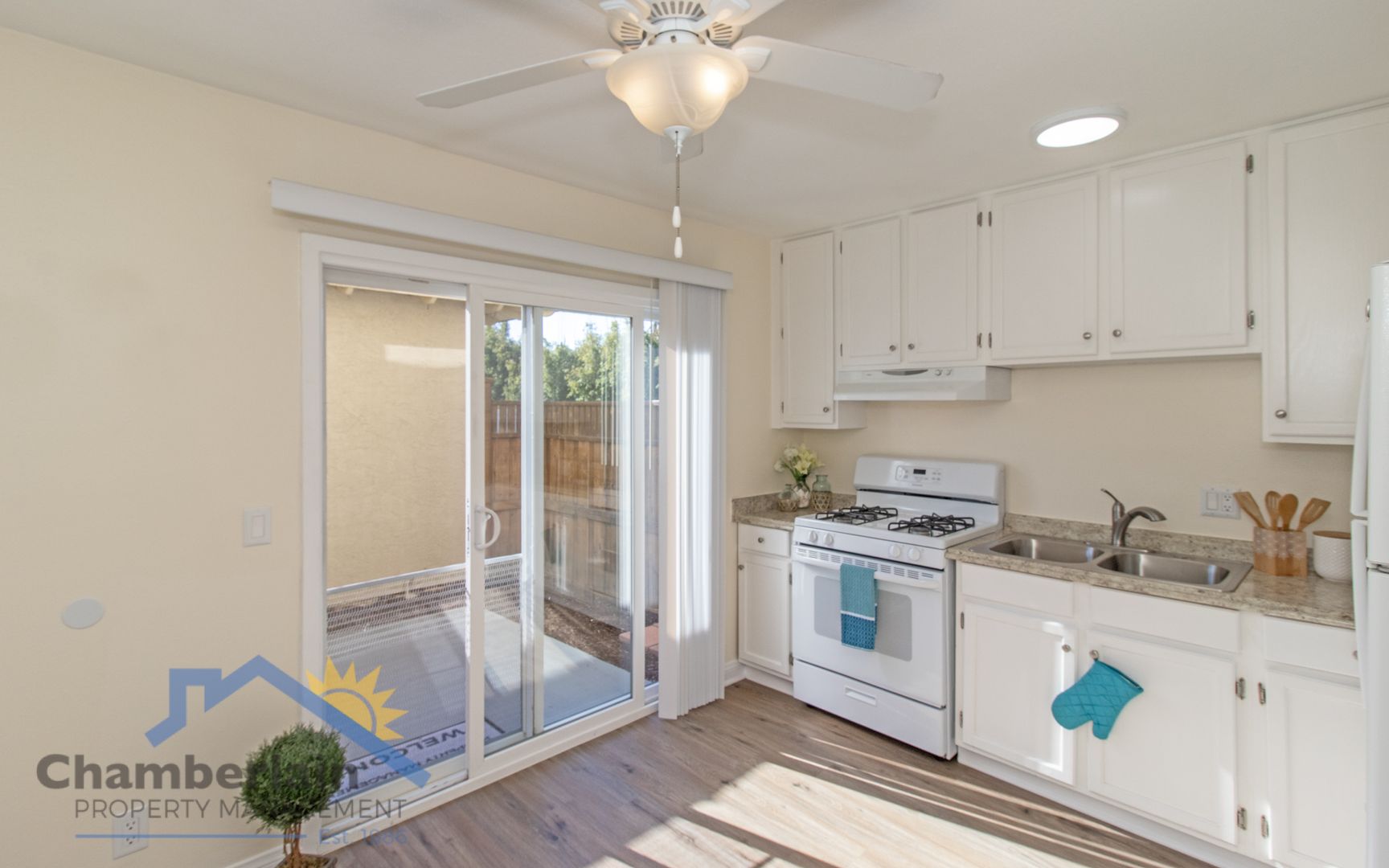 Carlsbad Apartment: 2541 Jefferson Street