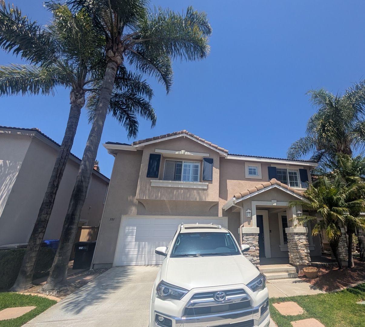 Oceanside House: 393 Spring Canyon Way