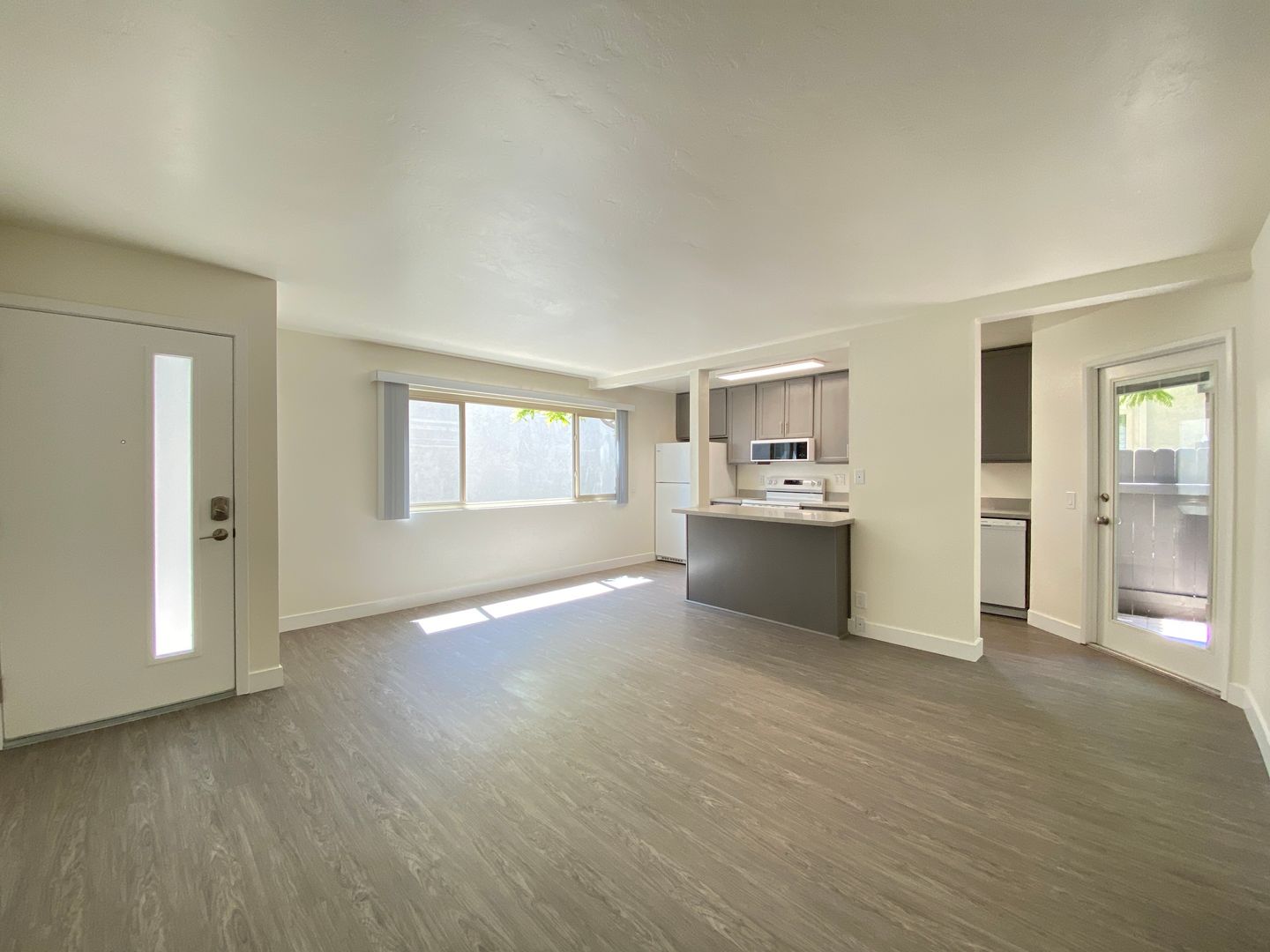 Carlsbad Apartment: 3969 Adams St.
