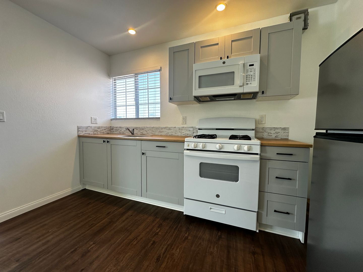 San Marcos House: 1146 Calle Emparrado