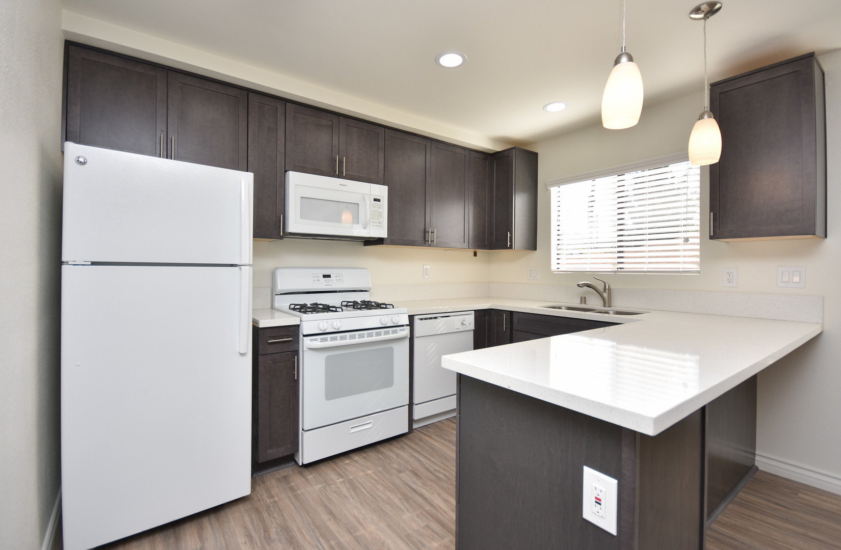 Oceanside Apartment: 609 N. Clementine