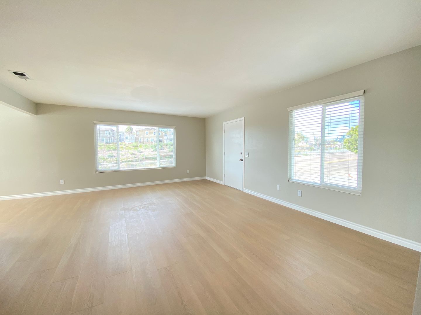 Vista House: 1401 Montgomery