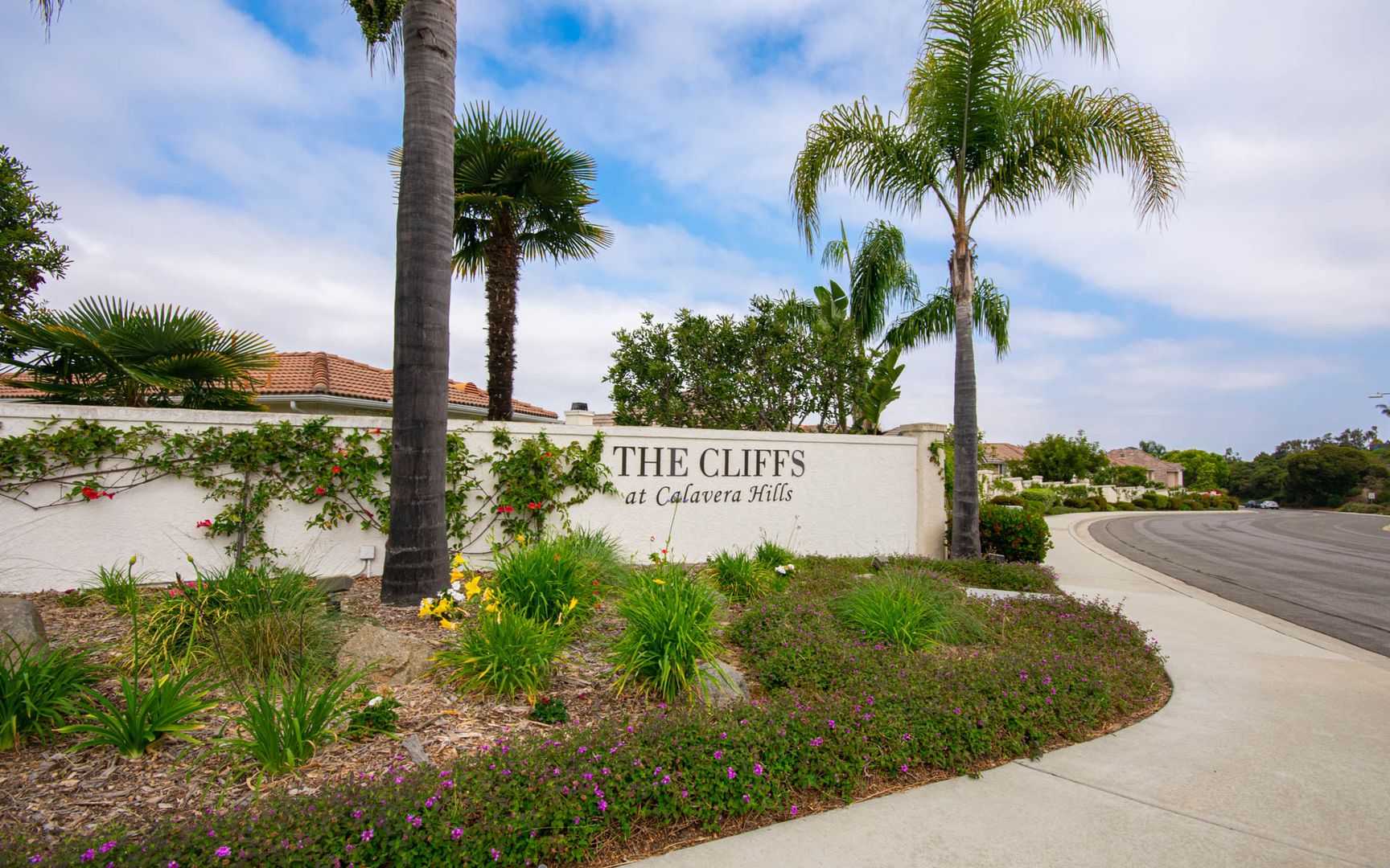 Carlsbad House: 3708 Azimuth Place